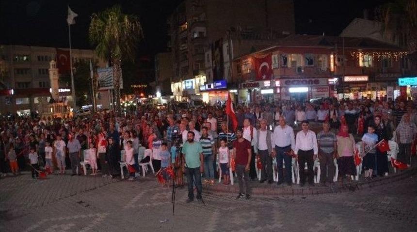 Torbalı&rsquo;dan Demokrasi Şehitlerine Vefa