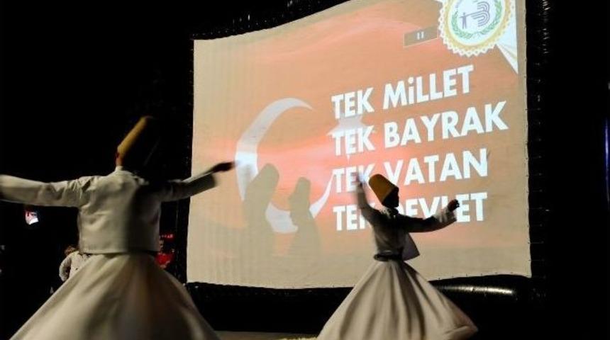 Boz&uuml;y&uuml;k&rsquo;te Semazenler Meydandaki Halkı B&uuml;y&uuml;ledi