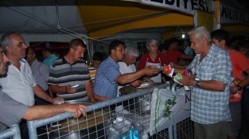 İyider&rsquo;den Demokrasi N&ouml;beti&ccedil;ilerine Helva