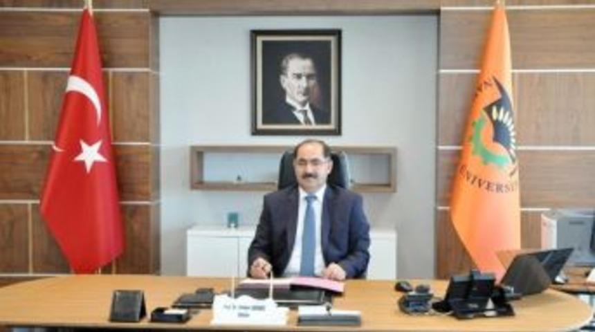 Nk&uuml; Rekt&ouml;r&uuml; Şimşek, Gazetecilerin Basın Bayramı&rsquo;nı Kutladı