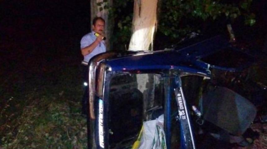 Sakarya&rsquo;da Trafik Kazası: 2 &Ouml;l&uuml;