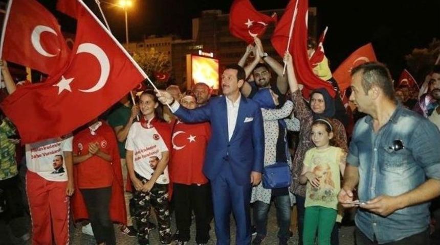 Başkan Tok: "d&uuml;nya T&uuml;rkiye&rsquo;yi Şaşkınlıkla İzliyor"