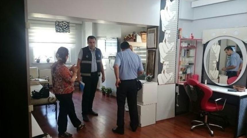 Bilecik Belediyesi Zabıta M&uuml;d&uuml;rl&uuml;ğ&uuml; Ekiplerinden Bayan Kuaf&ouml;rlerine Denetim