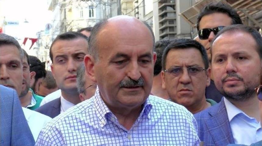 Ak Parti Heyeti Chp&rsquo;nin "cumhuriyet Ve Demokrasi Mitingi"nde
