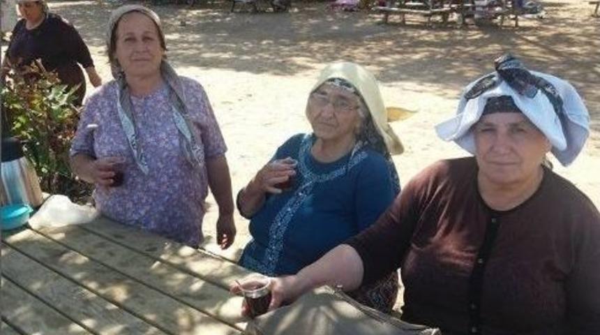 Karpuzlu Belediyesi&rsquo;nden Bayan Ve &Ccedil;ocuklara Jest