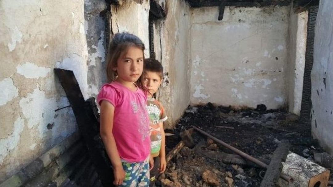 Varto&rsquo;da Ev Yangını