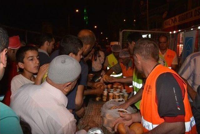 Van’daki Kurum Ve Stk’lardan Örnek Hizmet