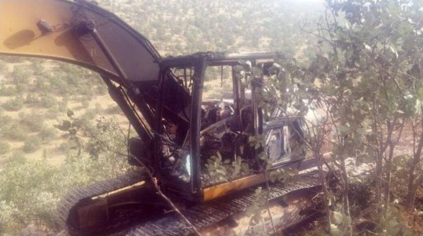 Ter&ouml;ristlerin Yaktığı Ara&ccedil;lar Hurdaya D&ouml;nd&uuml;