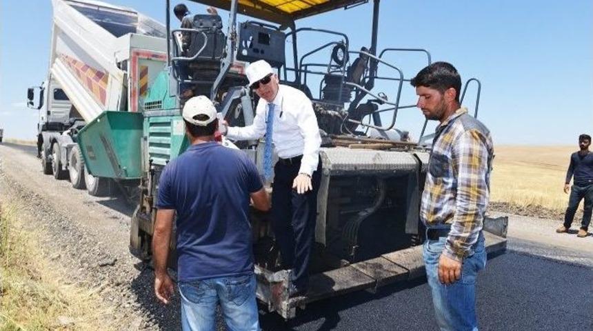 Batman&rsquo;da K&ouml;y Yolları Asfaltlanıyor