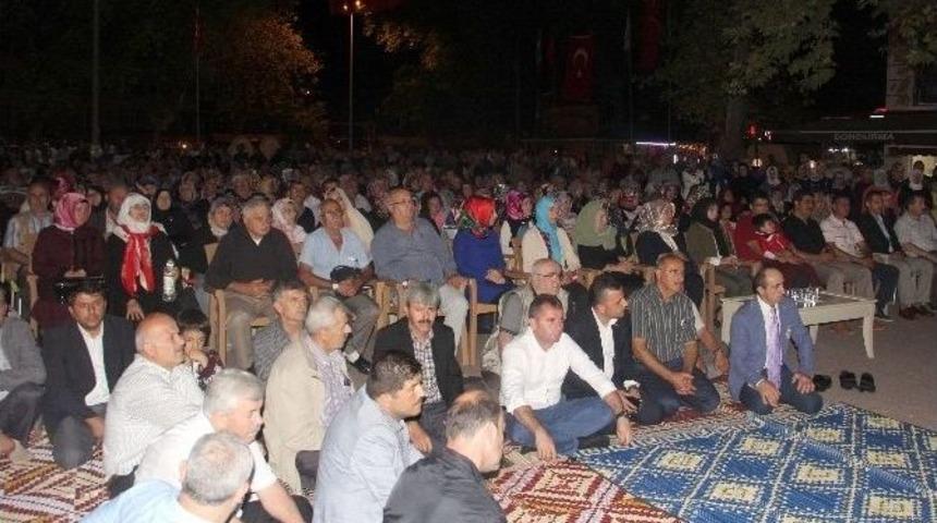 Bozkurt&rsquo;ta Darbe Şehitleri İ&ccedil;in Kur&rsquo;an Okundu