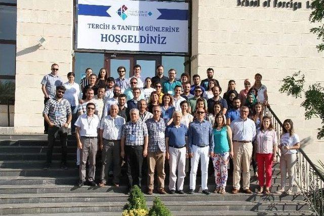 Hkü’de Tercih Ve Tanıtım Günleri Devam Ediyor