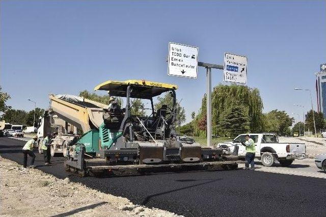 Büyükşehir’den Yol Ve Asfalt Çalışması