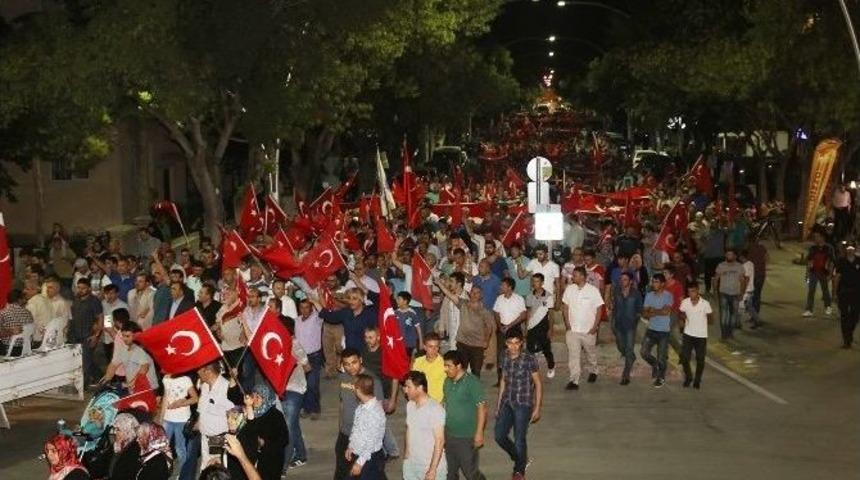 Karaman&rsquo;da &ldquo;milli İradeye Saygı Y&uuml;r&uuml;y&uuml;ş&uuml;&rdquo; Yapıldı