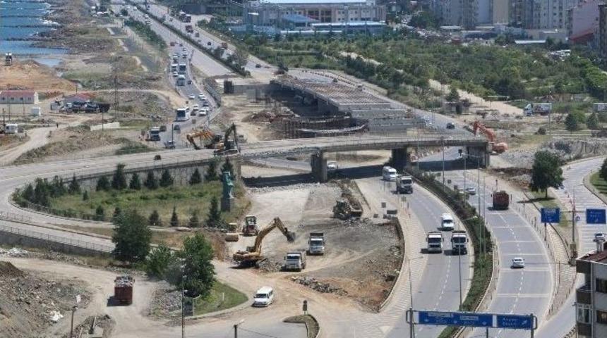 Halit Kobya Üst Geçidinin Yıkımına Başlandı