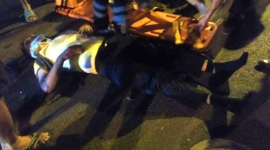 Otomobil İle Elektrikli Bisiklet &Ccedil;arpıştı: 2 Yaralı