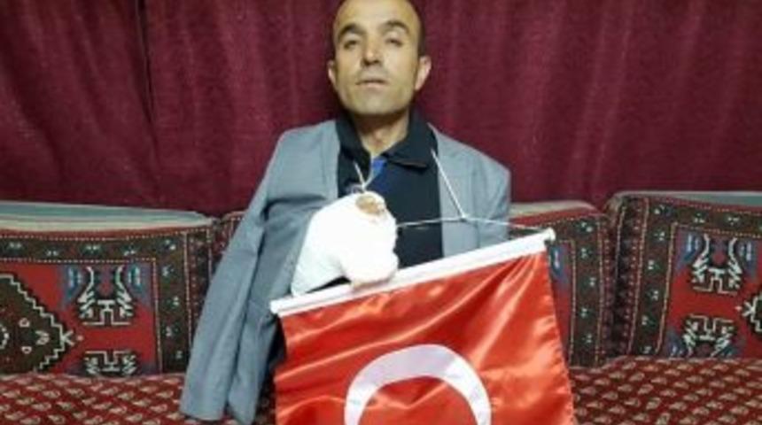 "mermilerin Plastik Olduğunu Sanıyorduk"