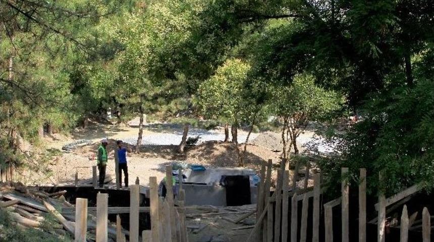 &Ouml;rdekli Park&rsquo;ta Yenileme &Ccedil;alışmaları S&uuml;r&uuml;yor