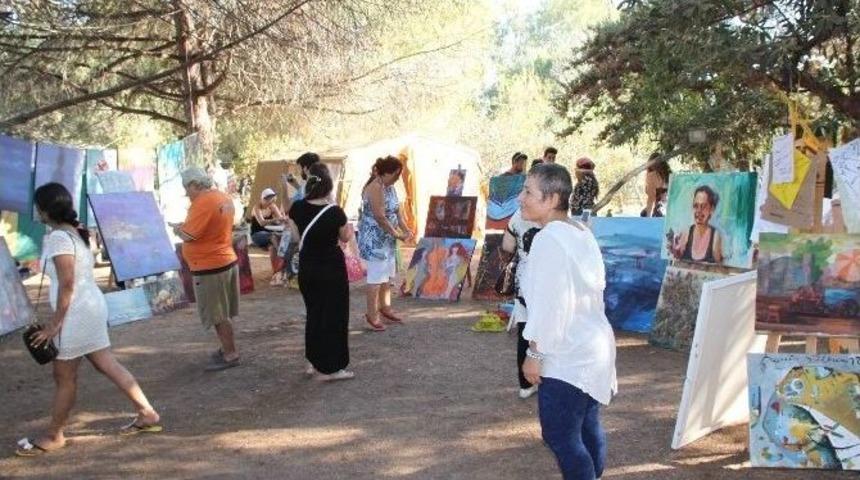 Didim&rsquo;de Resim &Ccedil;alıştayı Katılımcıları Belgelerini Aldı