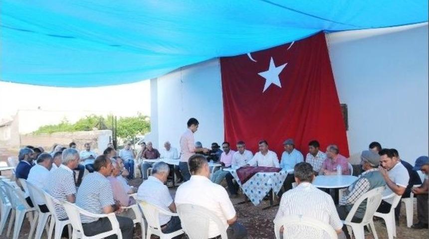 Başkan Akdoğan&rsquo;dan Kahraman Şehit &Ouml;mer Halisdemir&rsquo;in Baba Ocağına Ziyaret