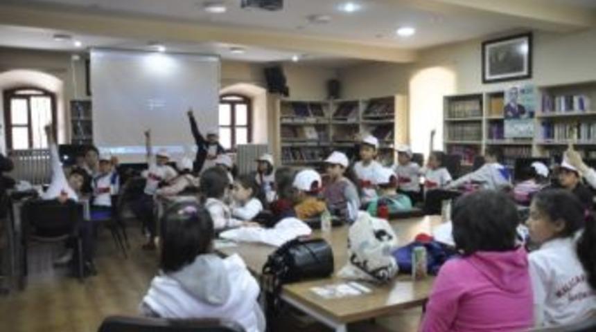 Aksaray&rsquo;da 6 Ayda 60 Bin 370 Kişi K&uuml;t&uuml;phanede Kitap Okudu