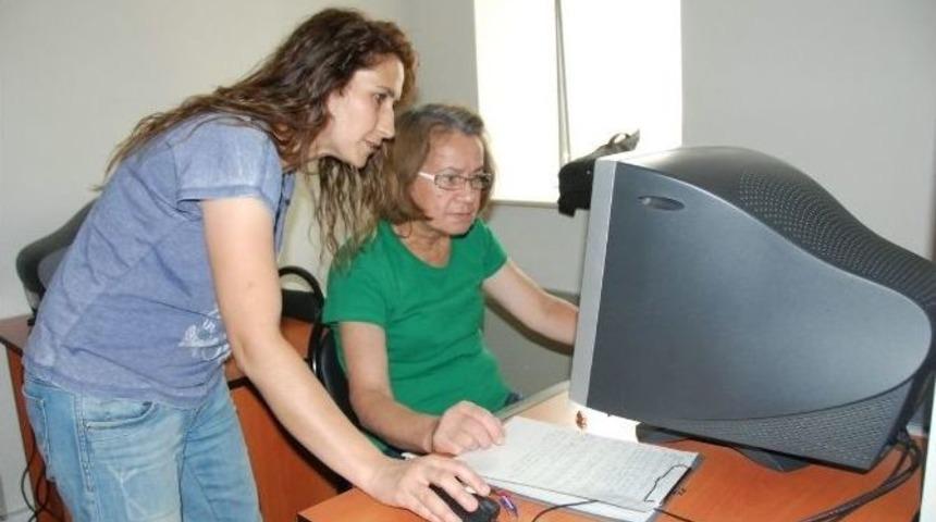 Odunpazarı Belediyesi&rsquo;nden Yetişkinlere Bilgisayar Kursu