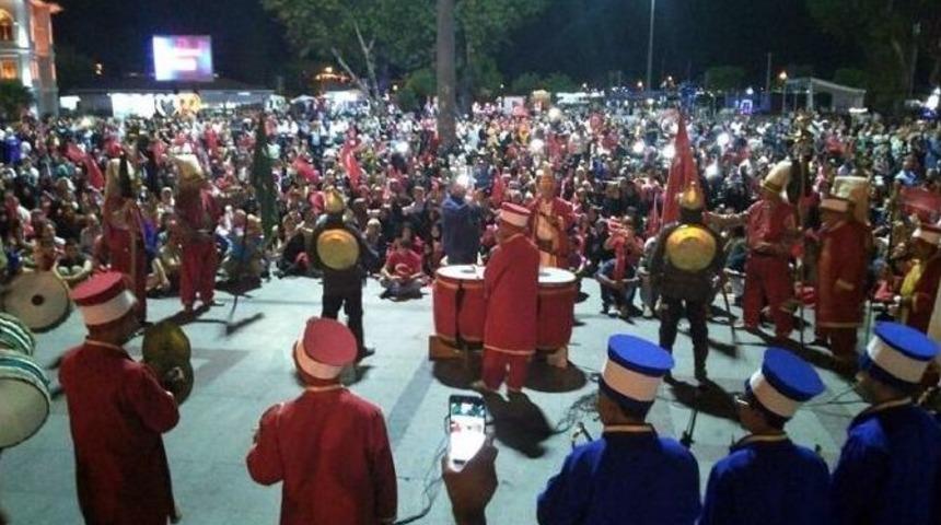 Bandırma&rsquo;da Demokrasi N&ouml;beti Devam Ediyor