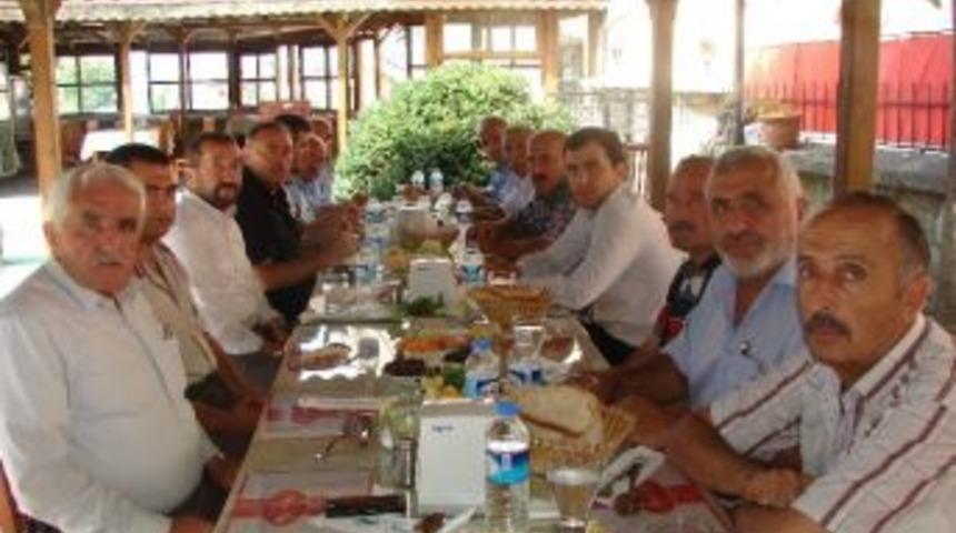 İl Genel Meclisinin &Uuml;&ccedil; Komisyonu Koru Yaylasına Yol &Ccedil;alışması İ&ccedil;in &Ccedil;atalzeytin&rsquo;de Toplandılar