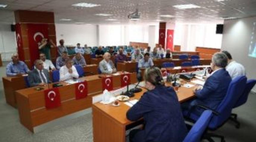 Rize&rsquo;de Cumhuriyet Meydanı&rsquo;nın Adı Değiştirildi