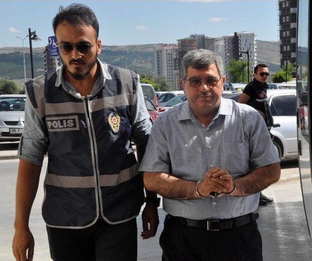 Sivas Merkezli 12 İlde Fetö Operasyonu: 17 Gözaltı