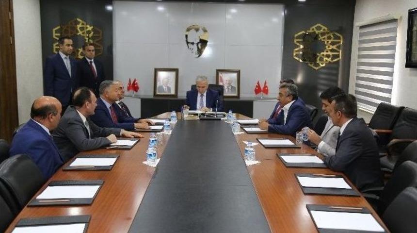 Vali Kam&ccedil;ı, Hayırsever İş Adamının Develi İl&ccedil;esine Yaptıracağı Ek Okul Katı Protokol&uuml;n&uuml; İmzaladı