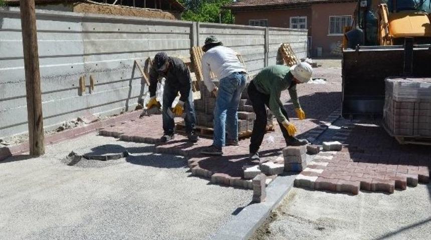 Yeşilyurt Belediyesi İki Yılda 282 Bin 886 Metre Kare Kilit Taşı Döşemesi Yaptı