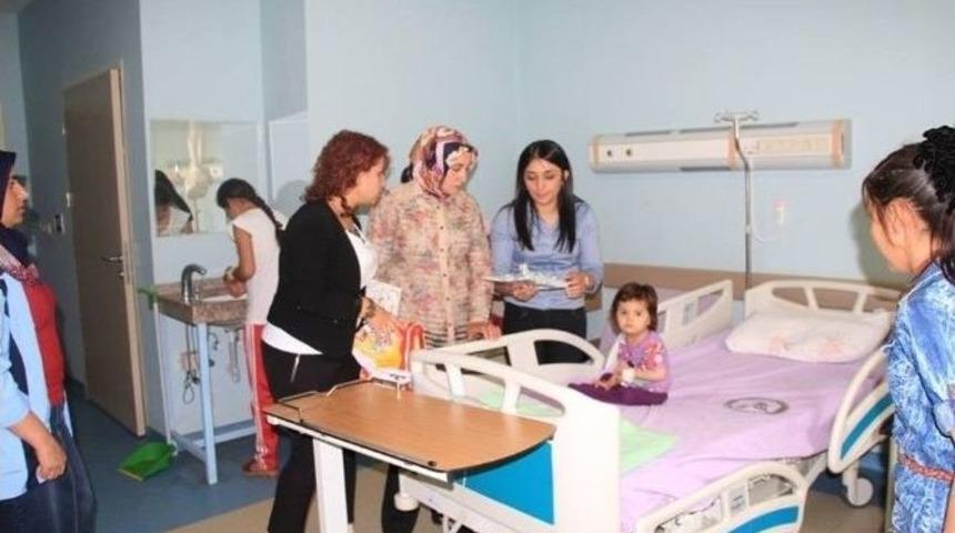 Eş Başkan Keve&rsquo;den Hasta &Ccedil;ocuklara Ziyaret