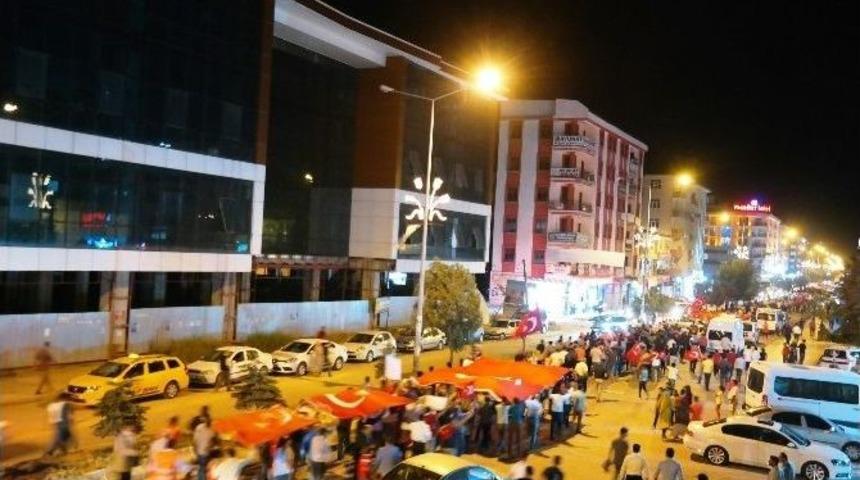 Erciş, Demokrasi N&ouml;betinde Tek Y&uuml;rek