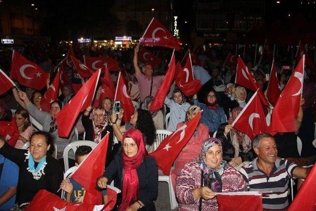 Çanakkale’de ’mehteranlı’ Demokrasi Nöbeti