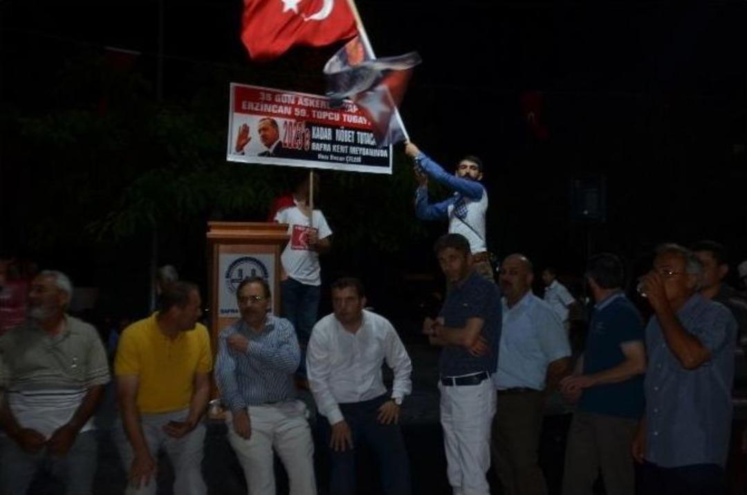 Bafralılar Demokrasi N&ouml;betinde