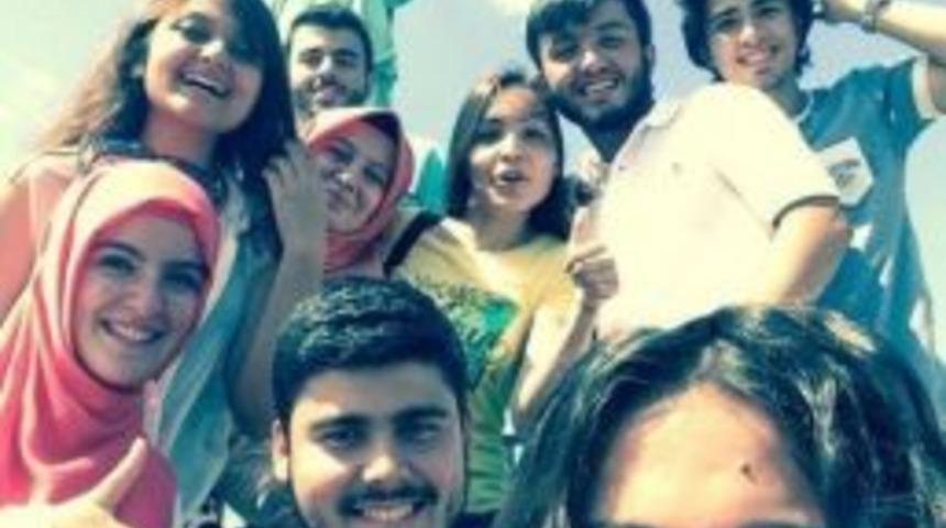 Ag&uuml;&rsquo;l&uuml; &Ouml;ğrenciler Amerika&rsquo;da