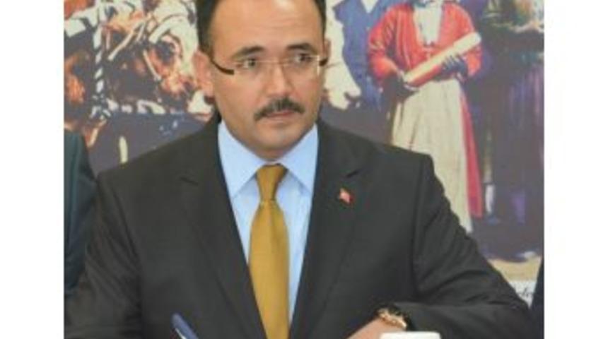 Cahan; "belediye B&uuml;nyesinde A&ccedil;ığa Alınan Hi&ccedil; Kimsenin Memuriyetine Son Verilmedi"