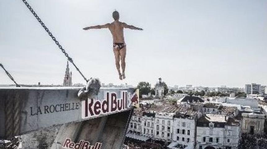 Gary Hunt Zirveyi Kaptırmıyor