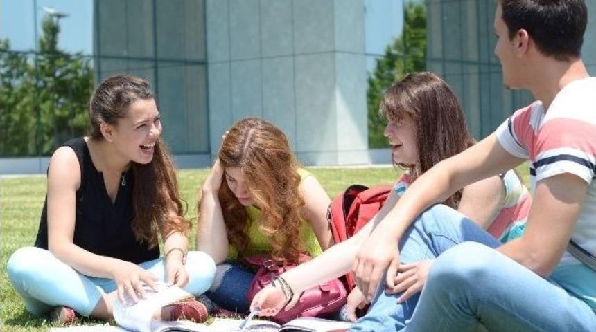 Uludağ &Uuml;niversitesi Eğitim Kalitesini Y&uuml;kseltiyor
