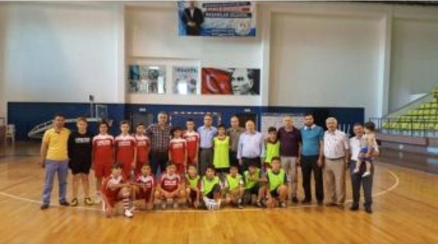 &ldquo;15 Temmuz Demokrasi Kupası Futsal Turnuvası" Başladı