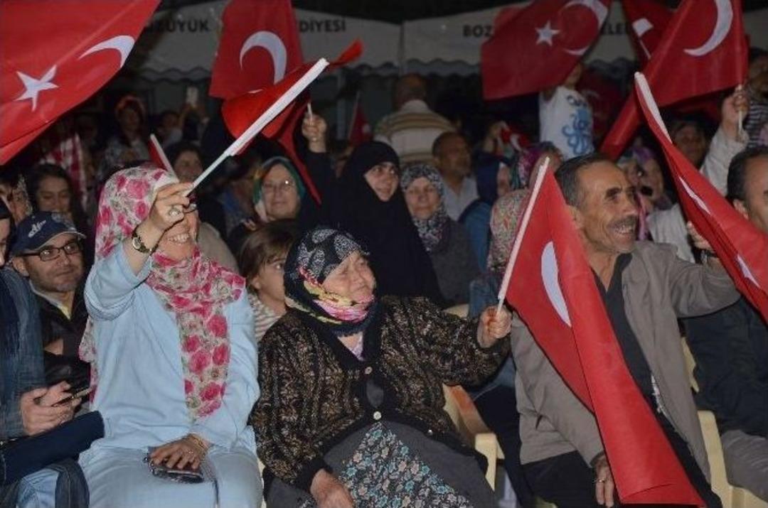 Boz&uuml;y&uuml;kl&uuml;ler Demokrasi N&ouml;betine Aykut Kuşkaya İle Devam Etti
