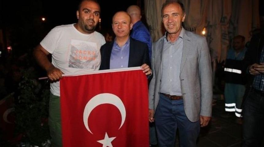 Başkan &Ccedil;olakbayrakdar, "sizlere Minnettarız"