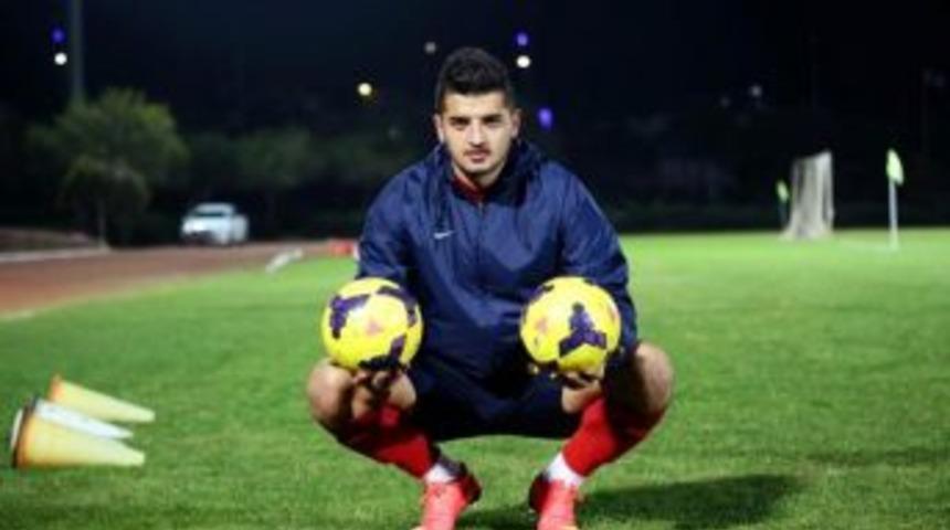 Boluspor Efe Halil &Ouml;zarslan&rsquo;ı Kadrosuna Kattı