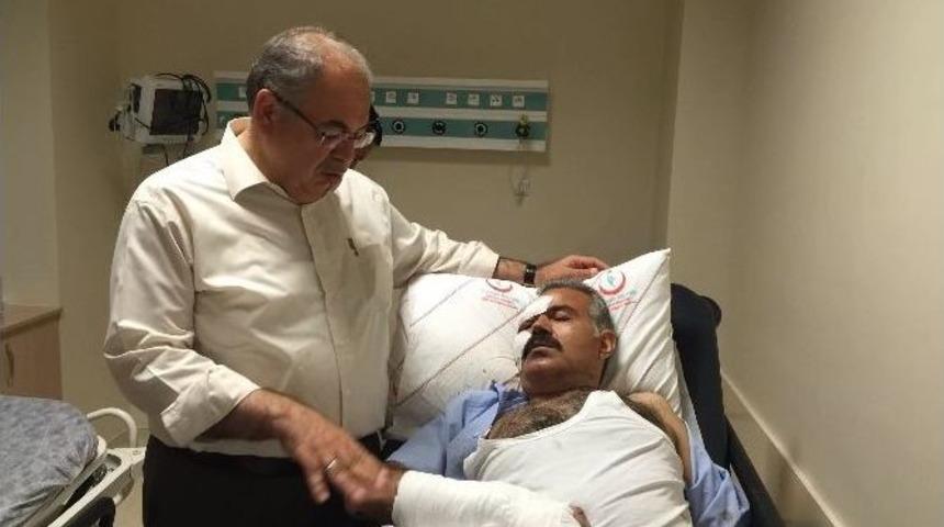 Başkan Kutlu Yaralı Personeli Ziyaret Etti