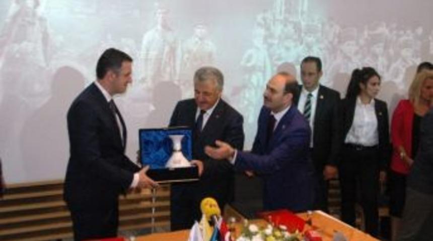 Ptt Ve Kosova Posta İdaresi Arasında Elektronik Ticaret Anlaşması İmzalandı