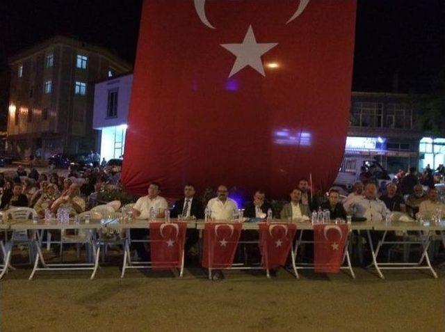 Kargı’da Demokrasi Nöbeti Sürüyor