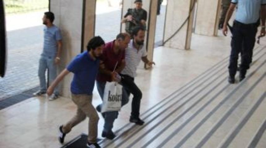 Darbe Girişimiyle İlgili 8 Polis Gözaltında