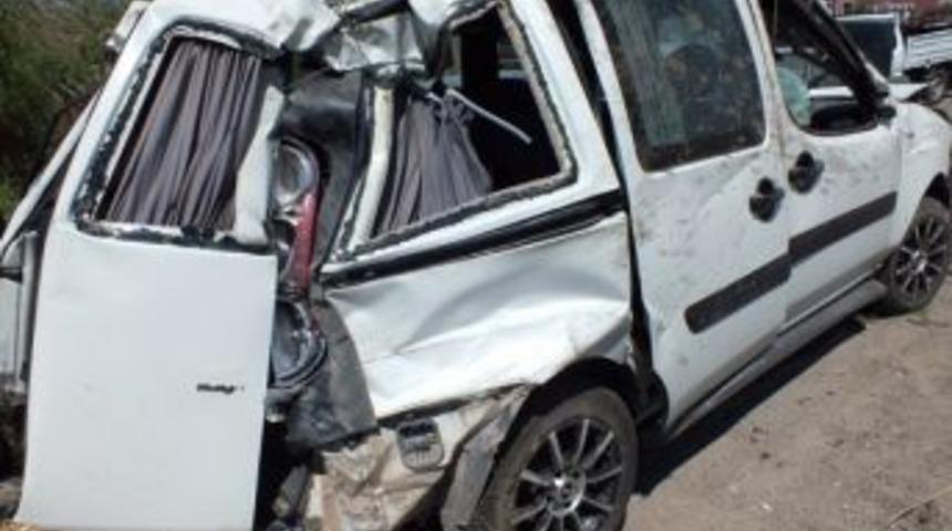 Çankırı’da Trafik Kazası: 2 Ölü, 5 Yaralı