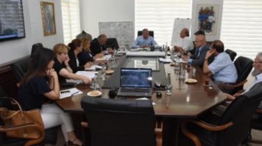 D&uuml;zce Belediyesi&rsquo;nde Haftalık Toplantı Yapıldı