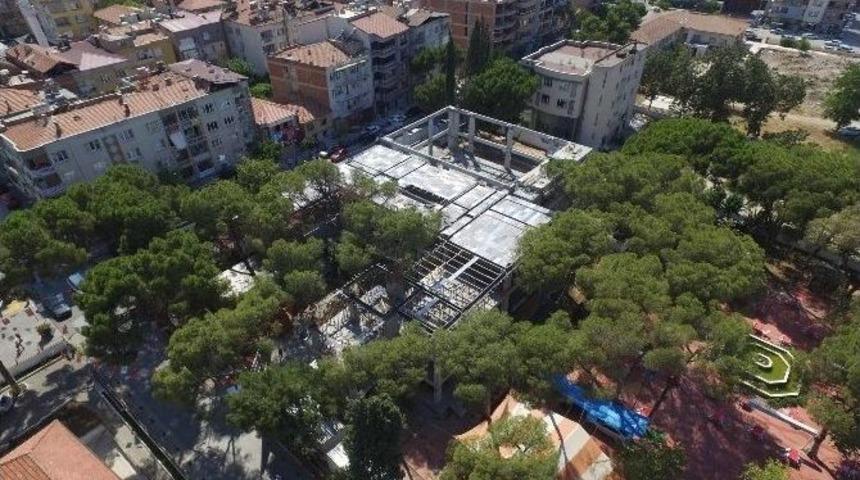 Alaşehir Gen&ccedil;liğine Modern Gen&ccedil;lik Merkezi